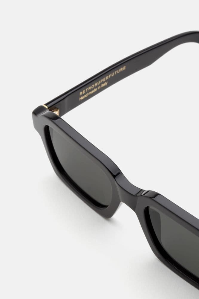 ΓΥΑΛΙΑ ΗΛΙΟΥ RETROSUPERFUTURE CARO NJS BLACK RETROSUPERFUTURE