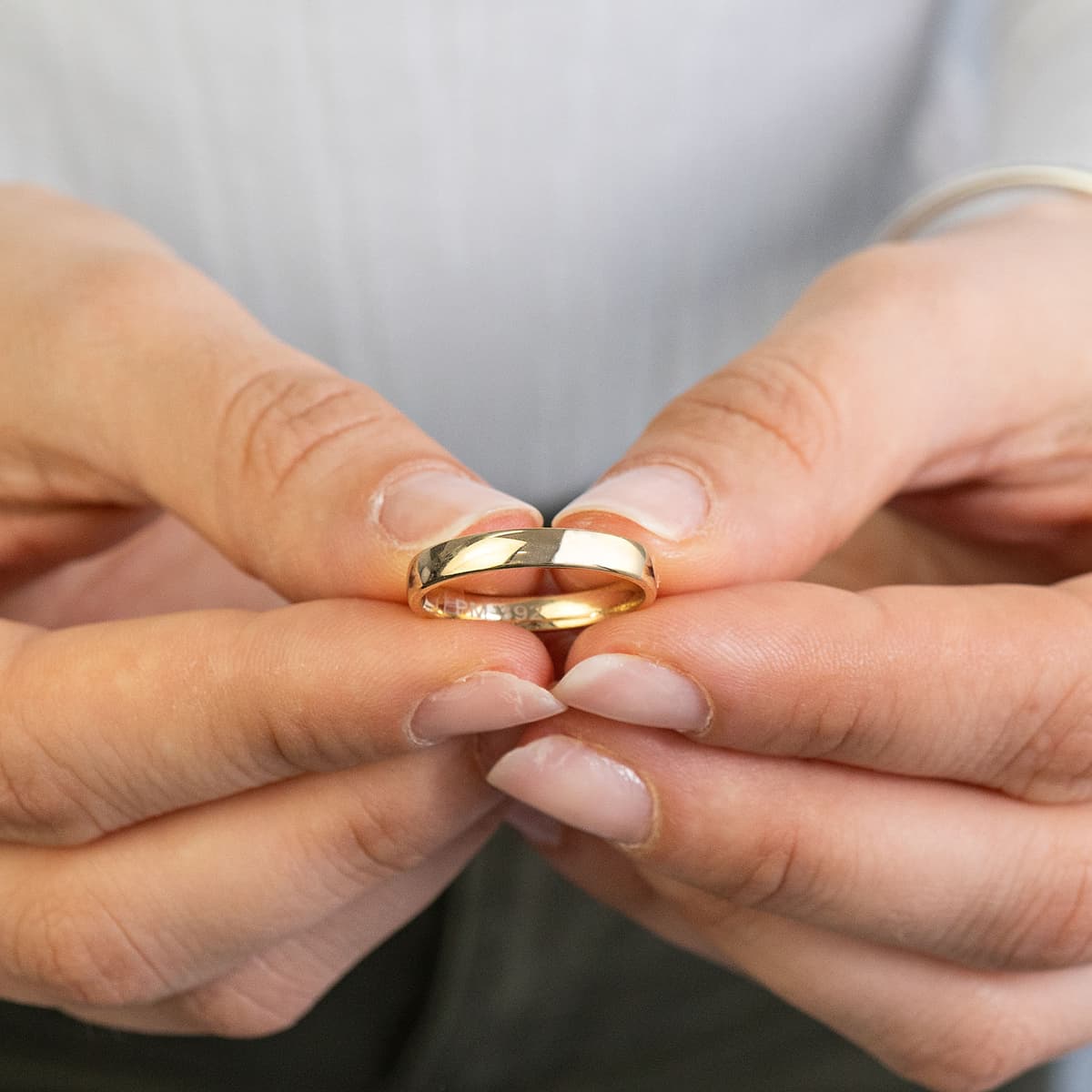 Women's Wedding Bands Gofas Gold