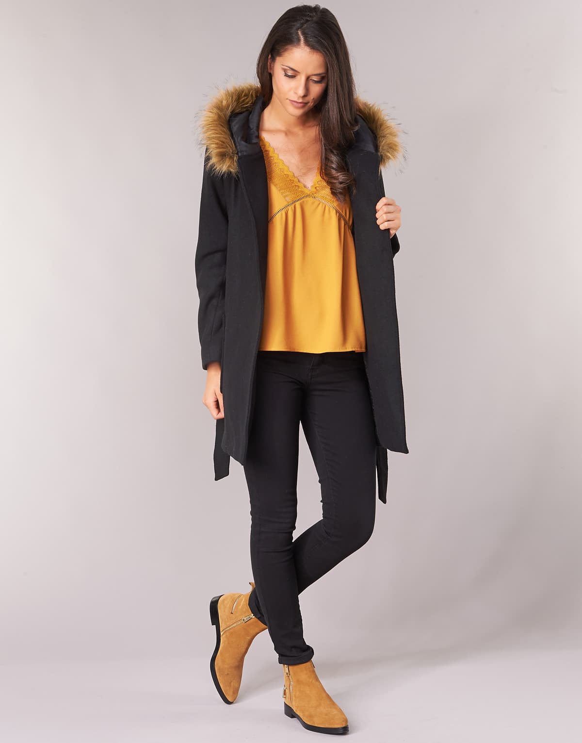 Women's Coats Betty London Black