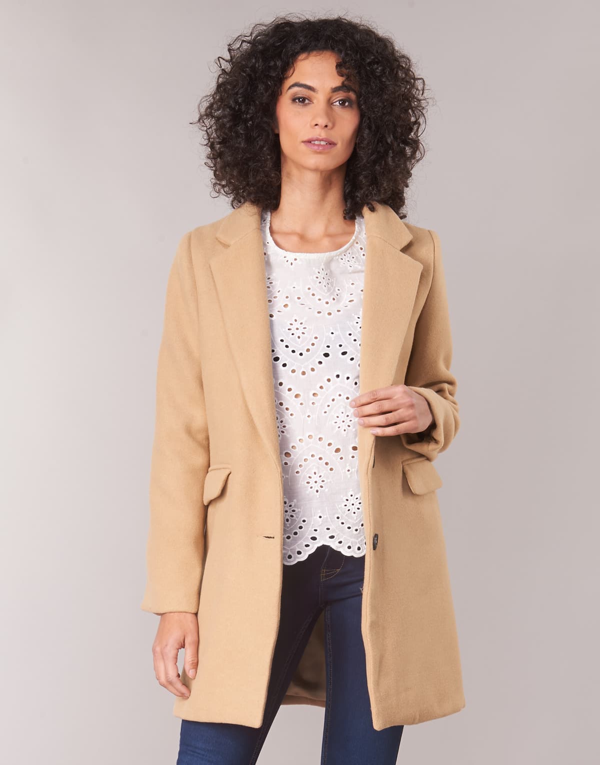 Women's Coats Betty London Beige