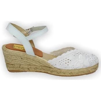 Women's Outdoor Shoes Torres White