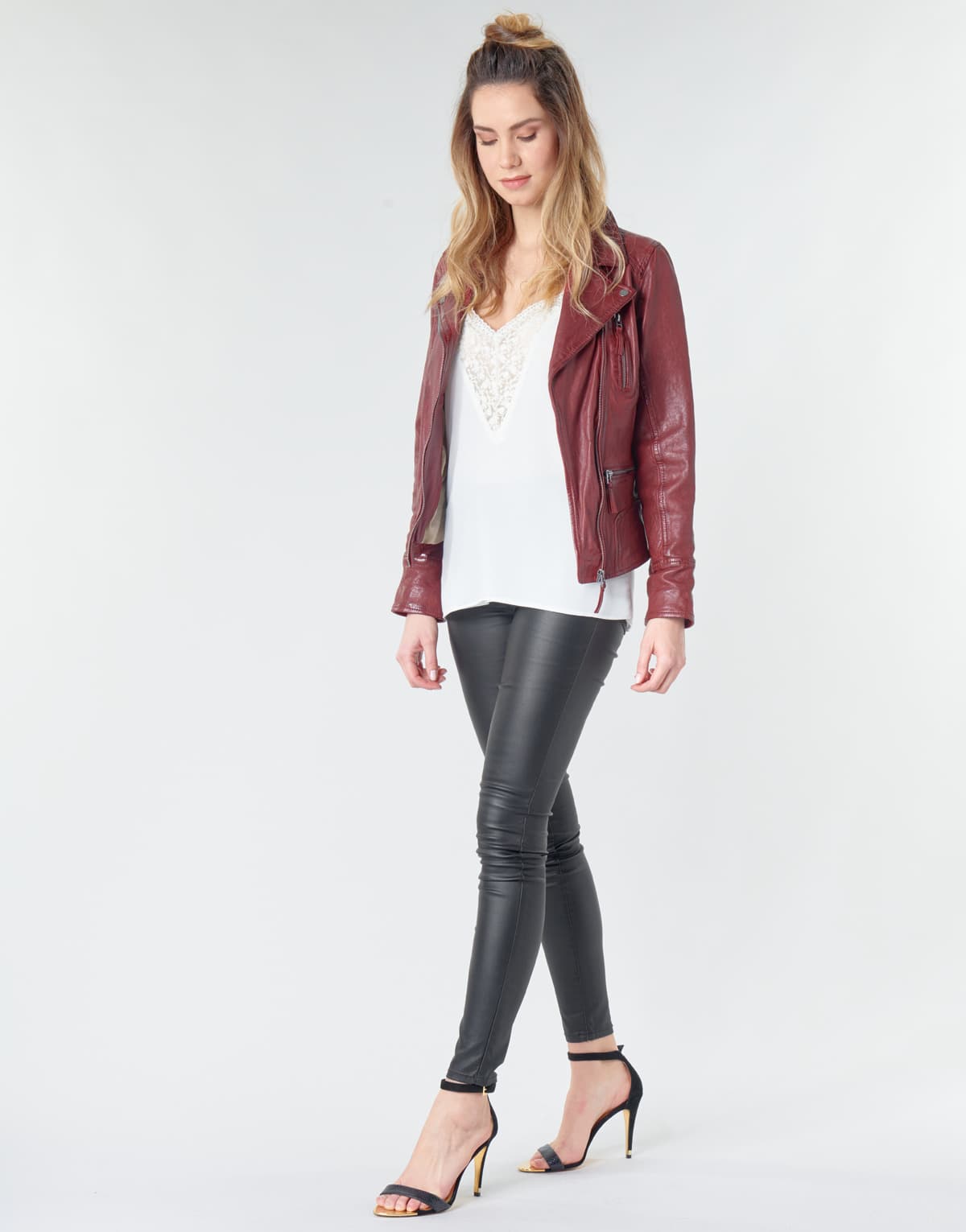 Women's Jackets Oakwood Red