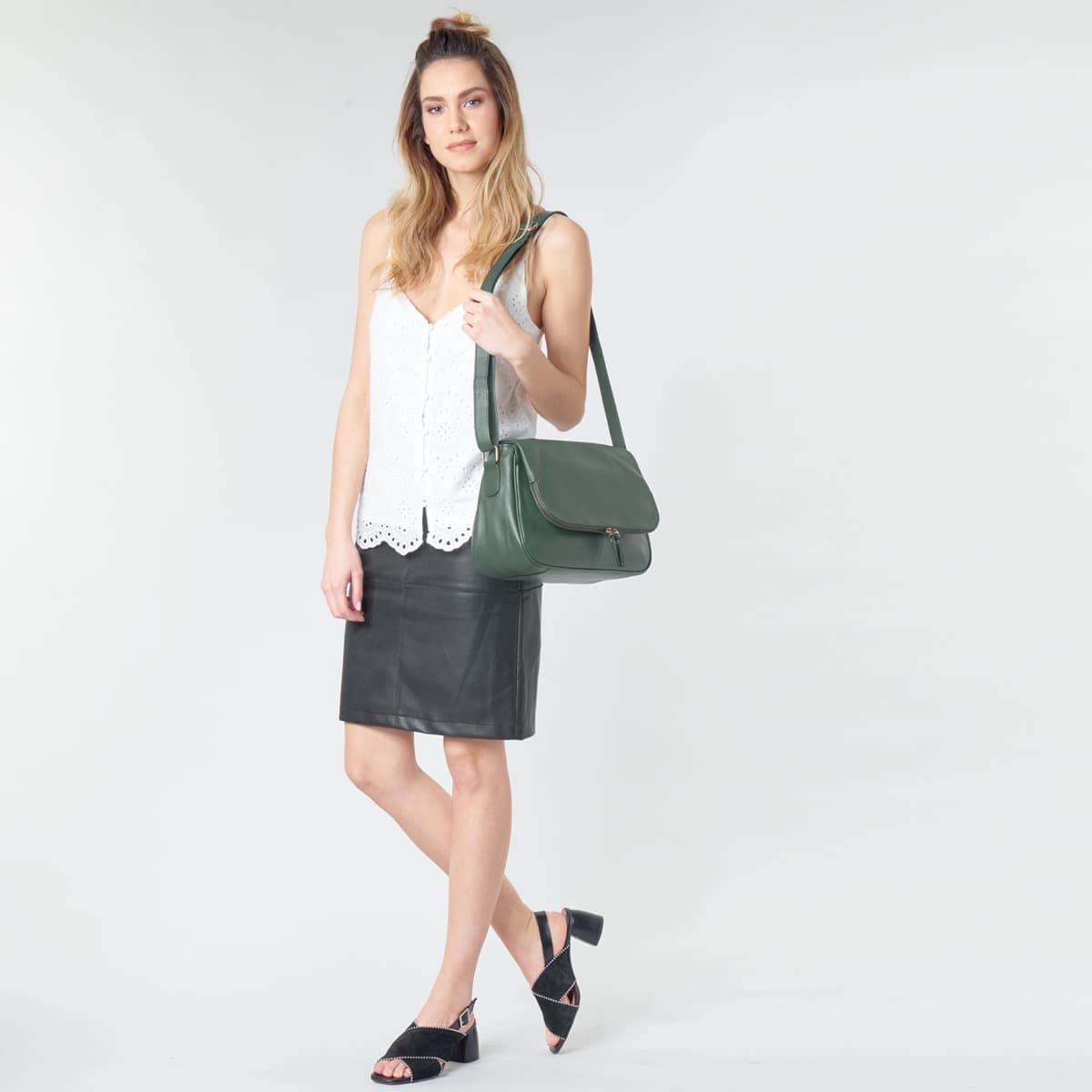 Women's Shoulder Bags Betty London Green