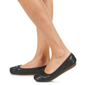 Women's Ballet Flats Clarks Black