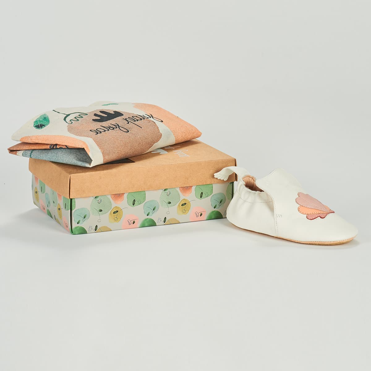 Girls' House Slippers Easy Peasy White