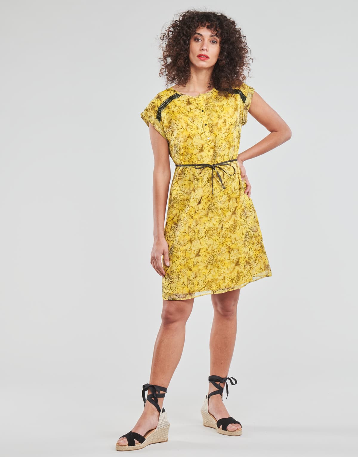 Women's Dresses One Step Yellow