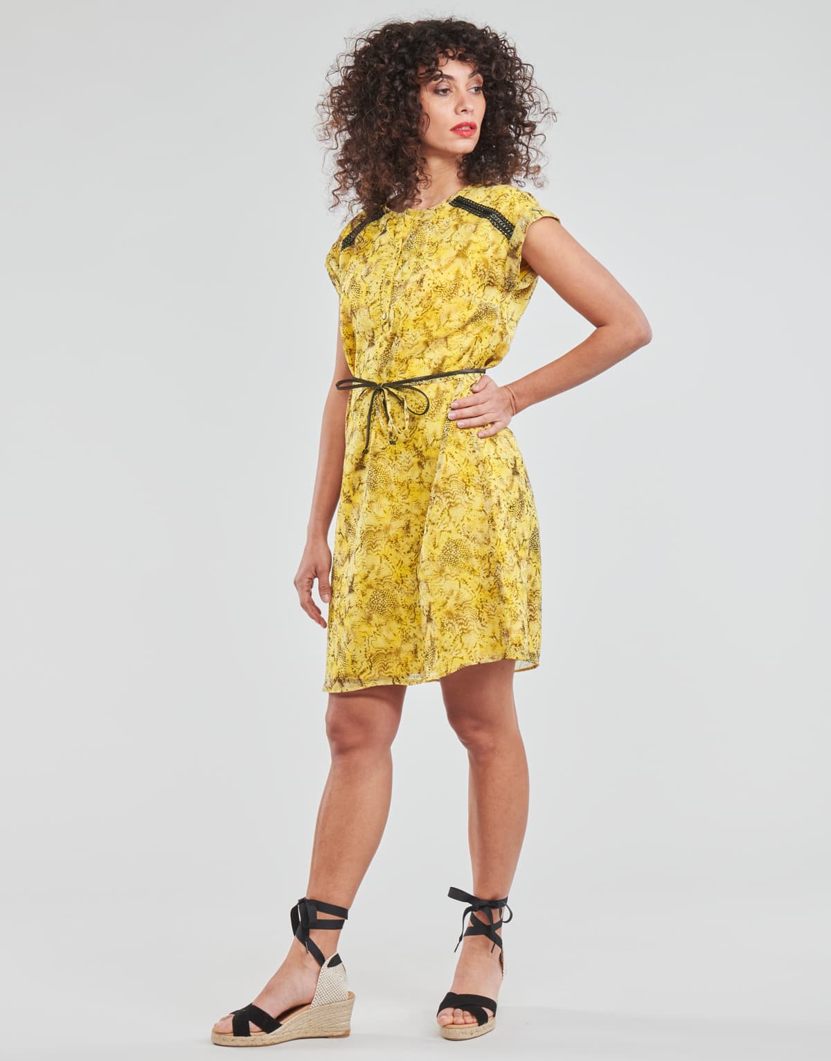 Women's Dresses One Step Yellow