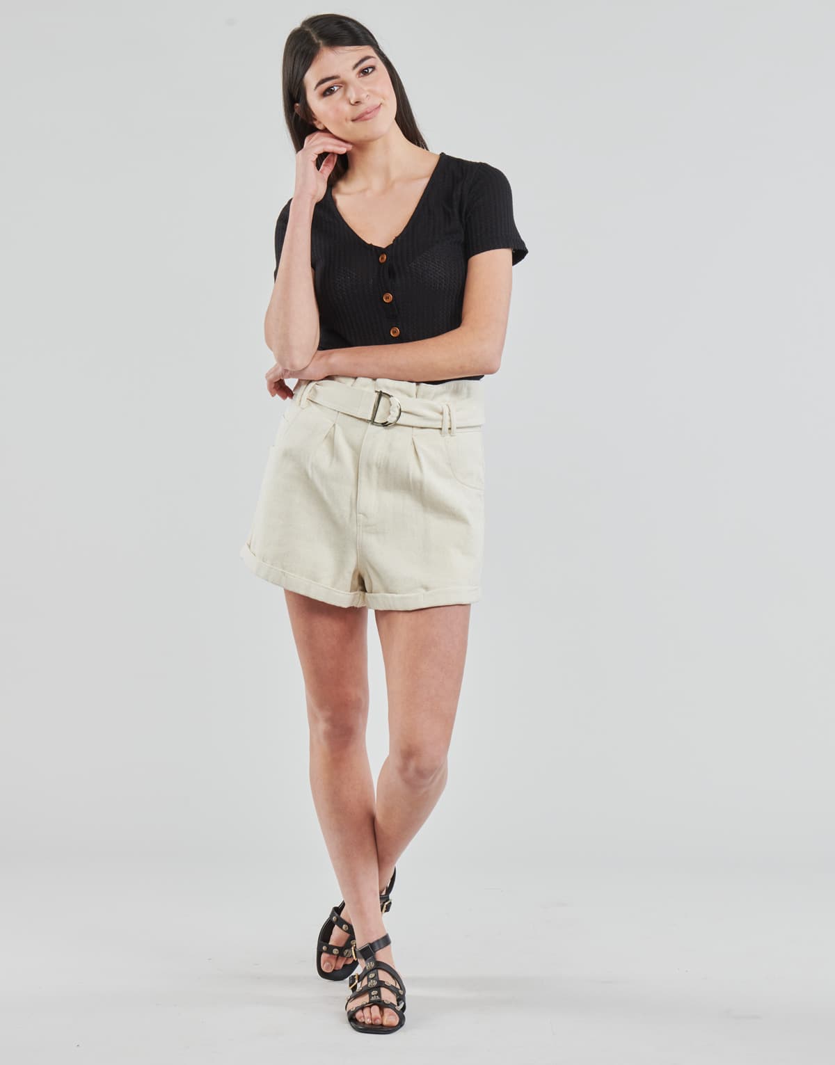 Women's Shorts Betty London Beige