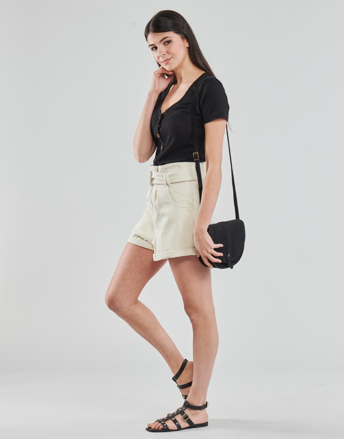 Women's Shorts Betty London Beige