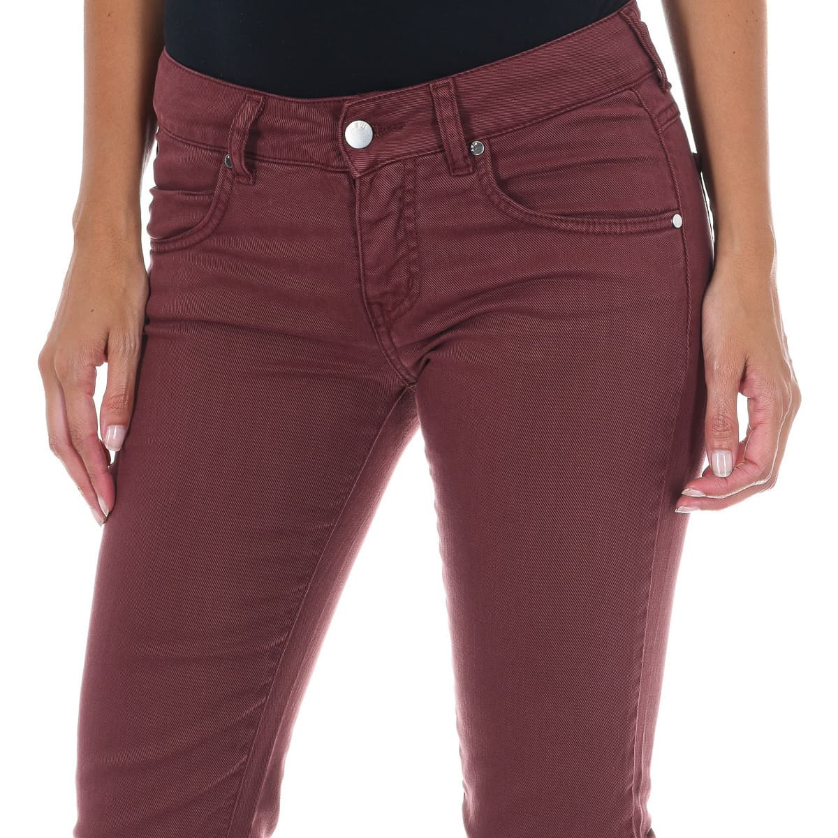 Women's Jeans Met Red