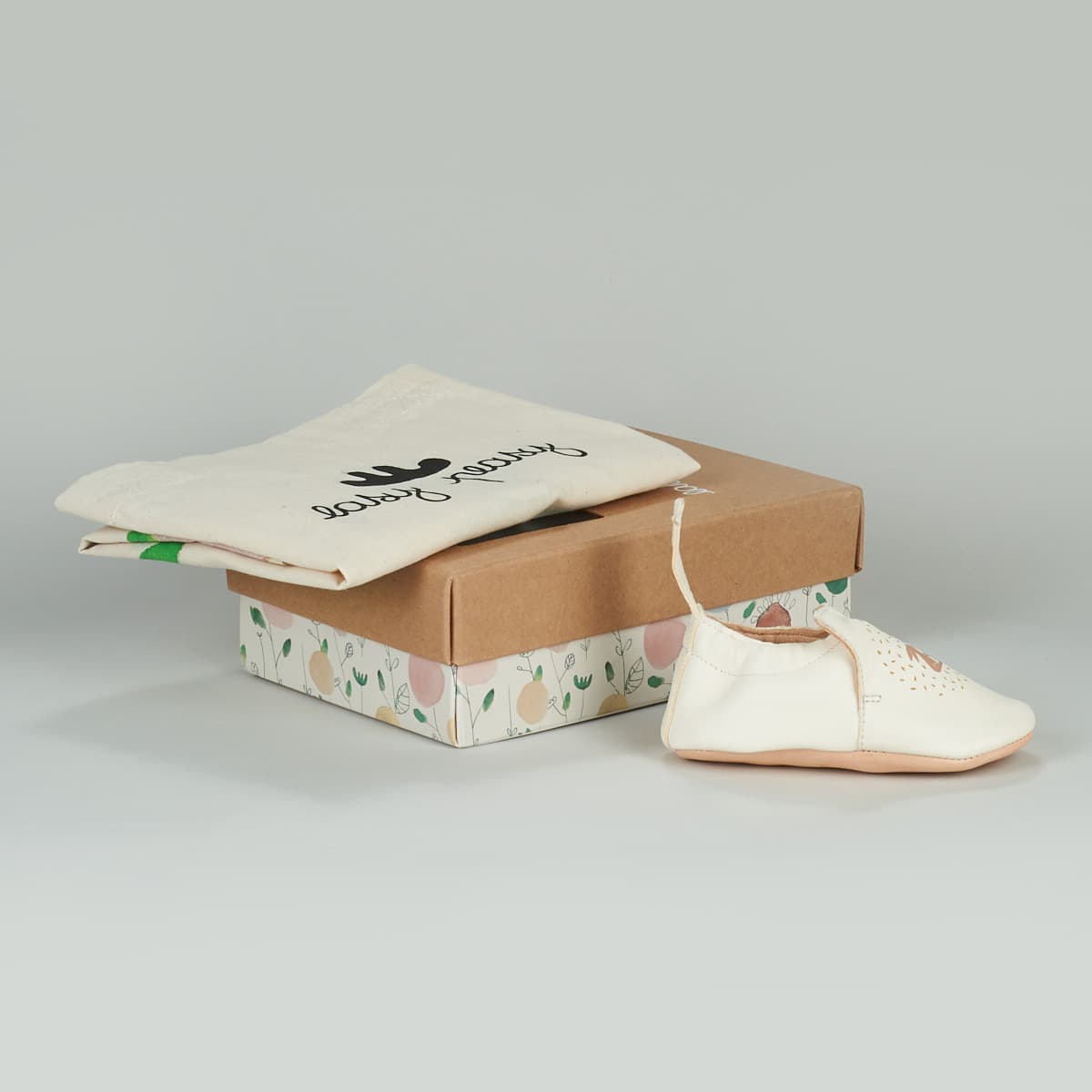 Boys' House Slippers Easy Peasy White