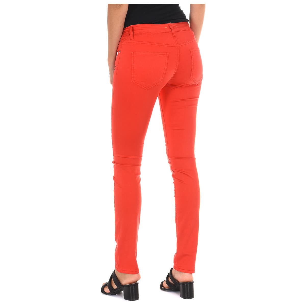 Women's Pants Met Red