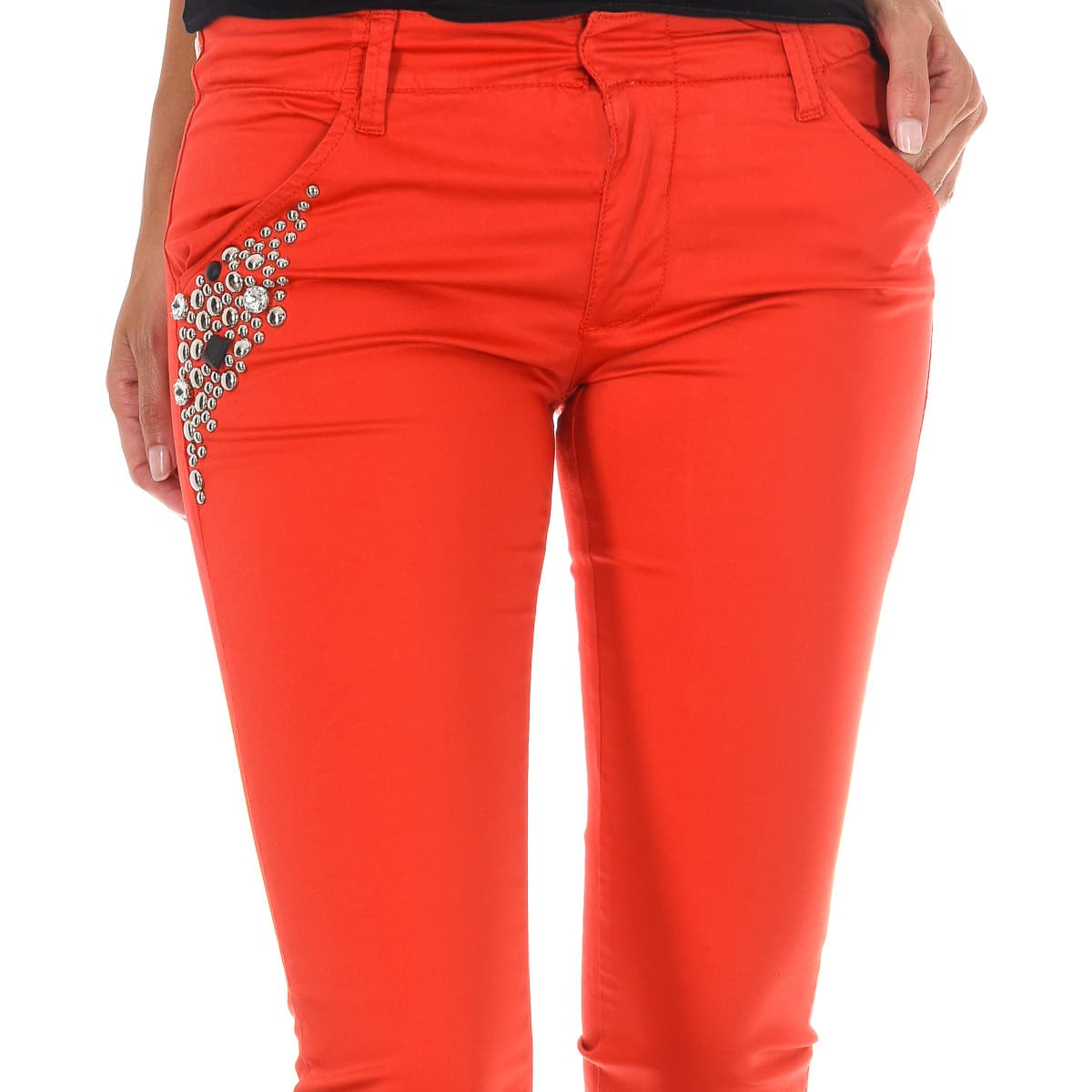 Women's Pants Met Red
