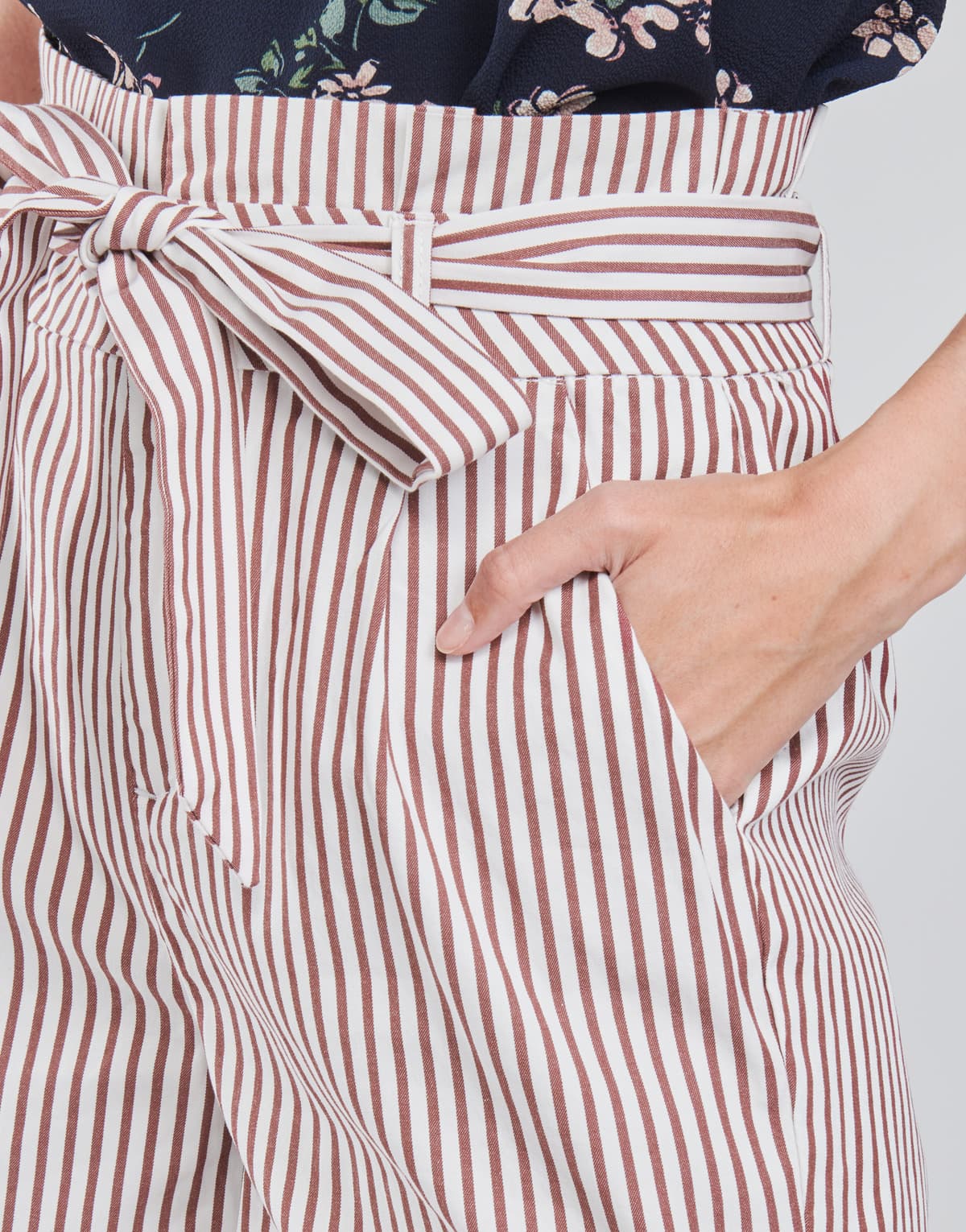 Women's Shorts Vero Moda White