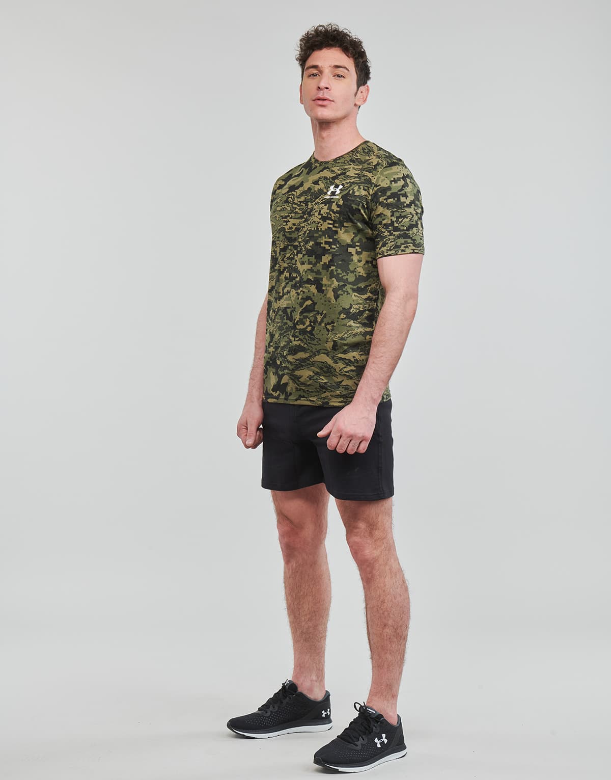 Men's T-Shirts Under Armour Khaki