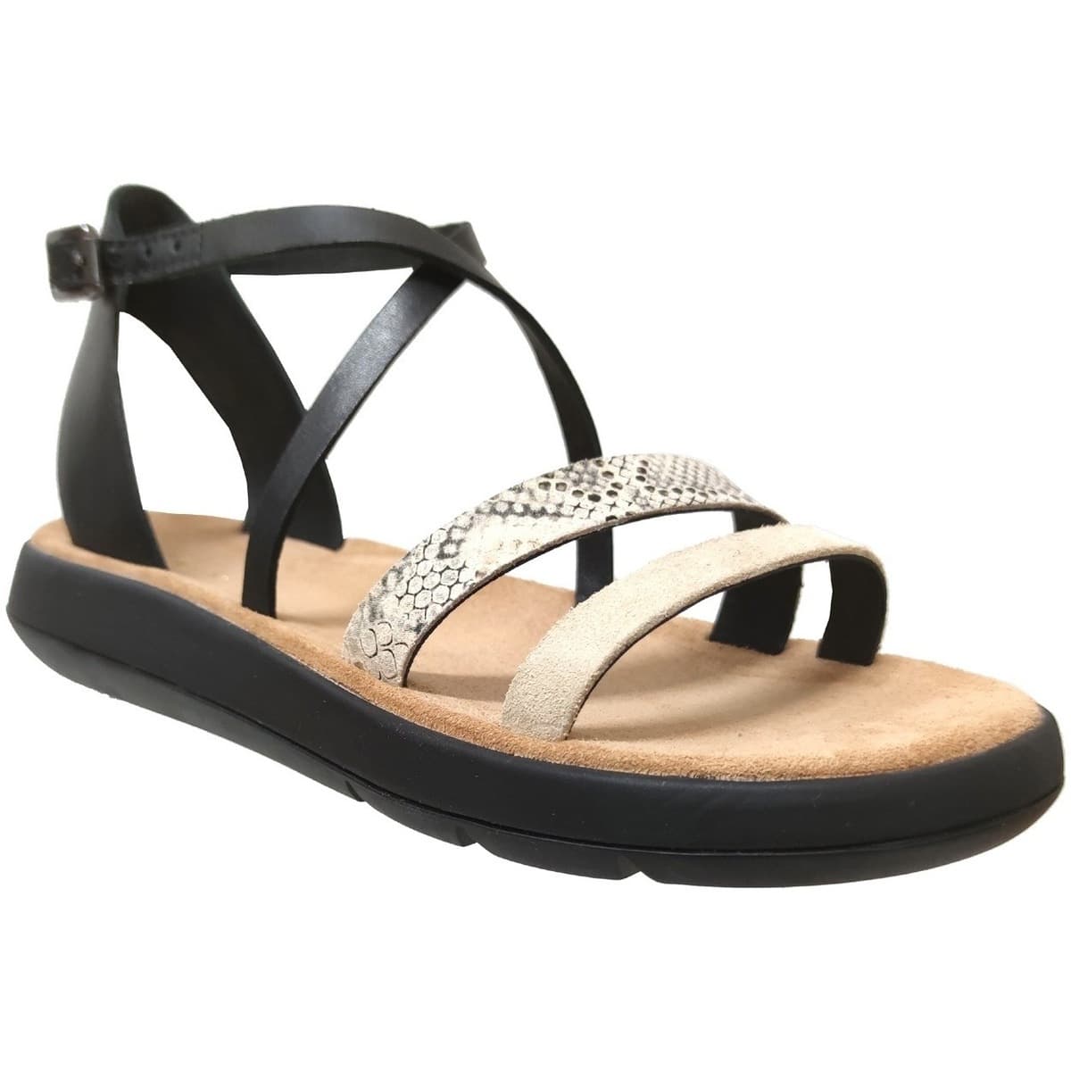 Σανδάλια χωρίς τακούνι Clarks Jemsa strap