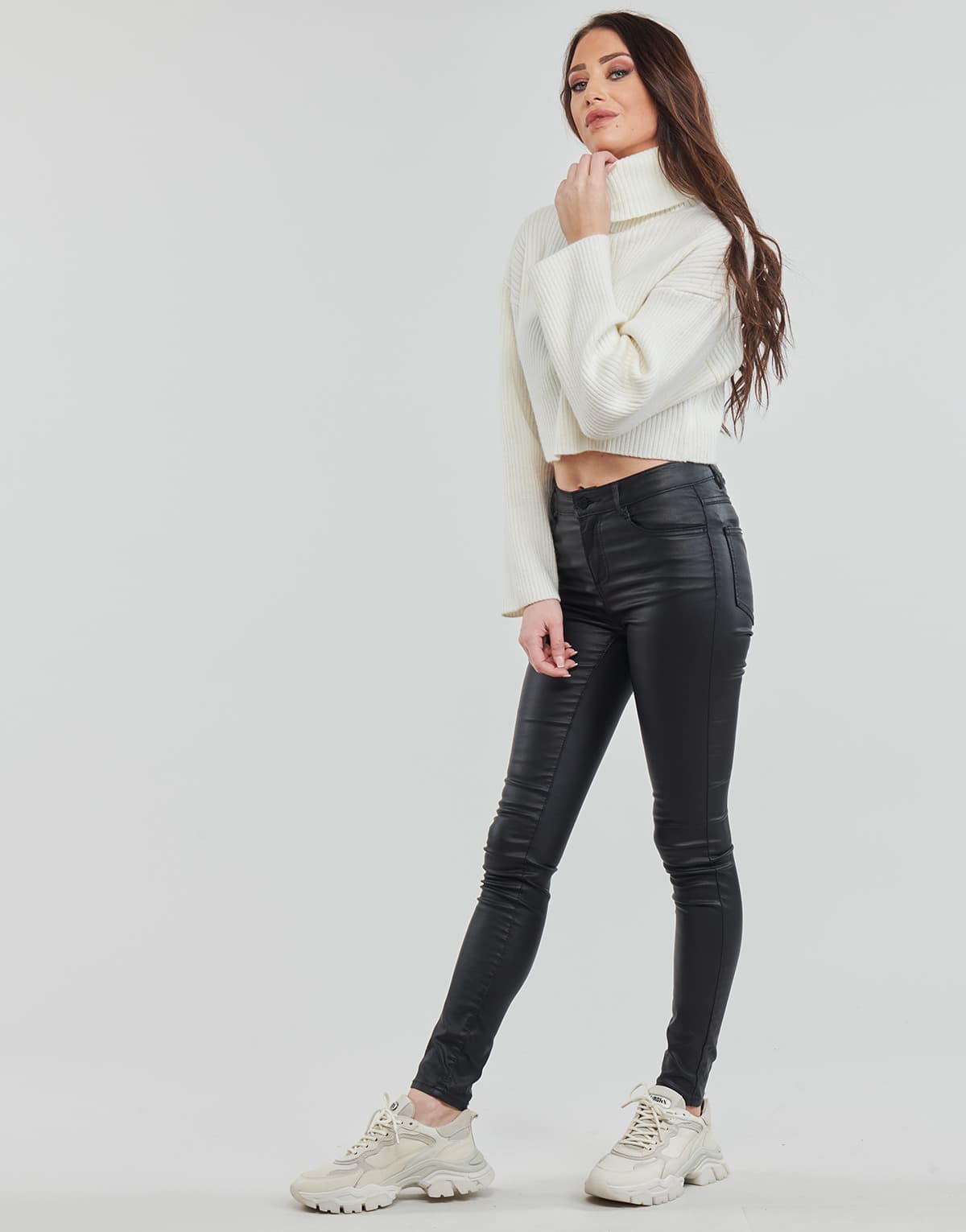 Women's Sweaters Yurban White