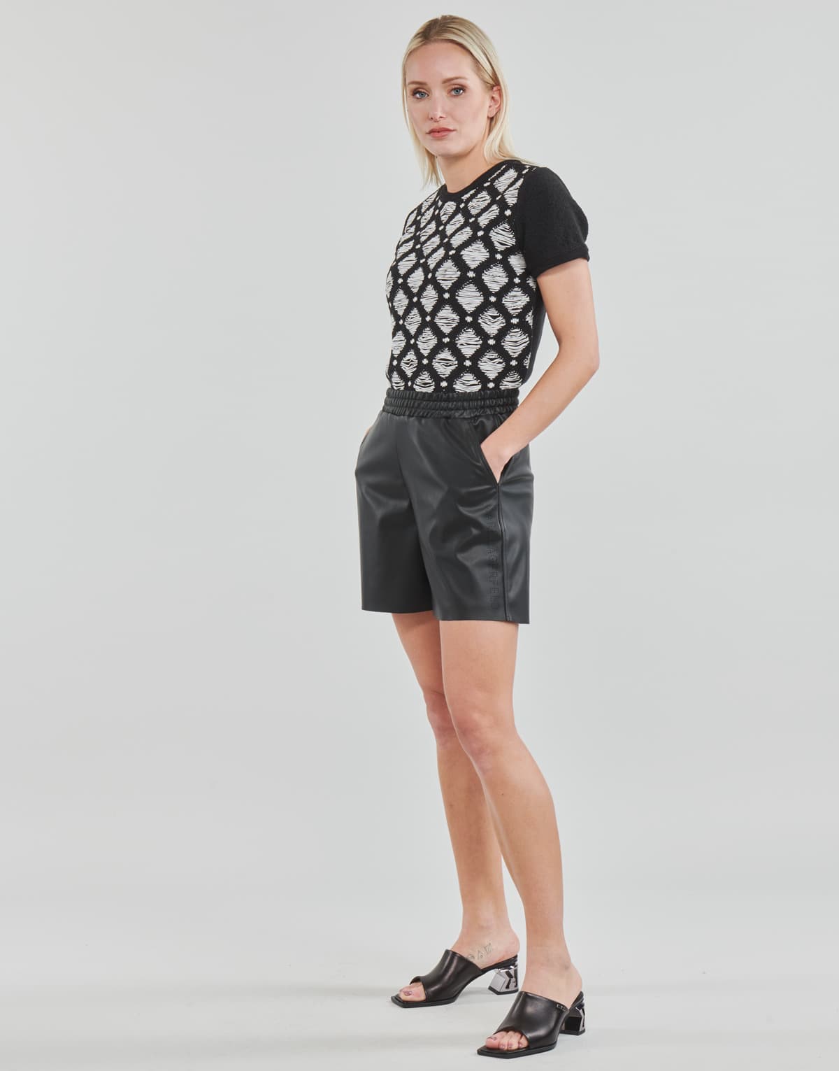 Women's Shorts Karl Lagerfeld Black