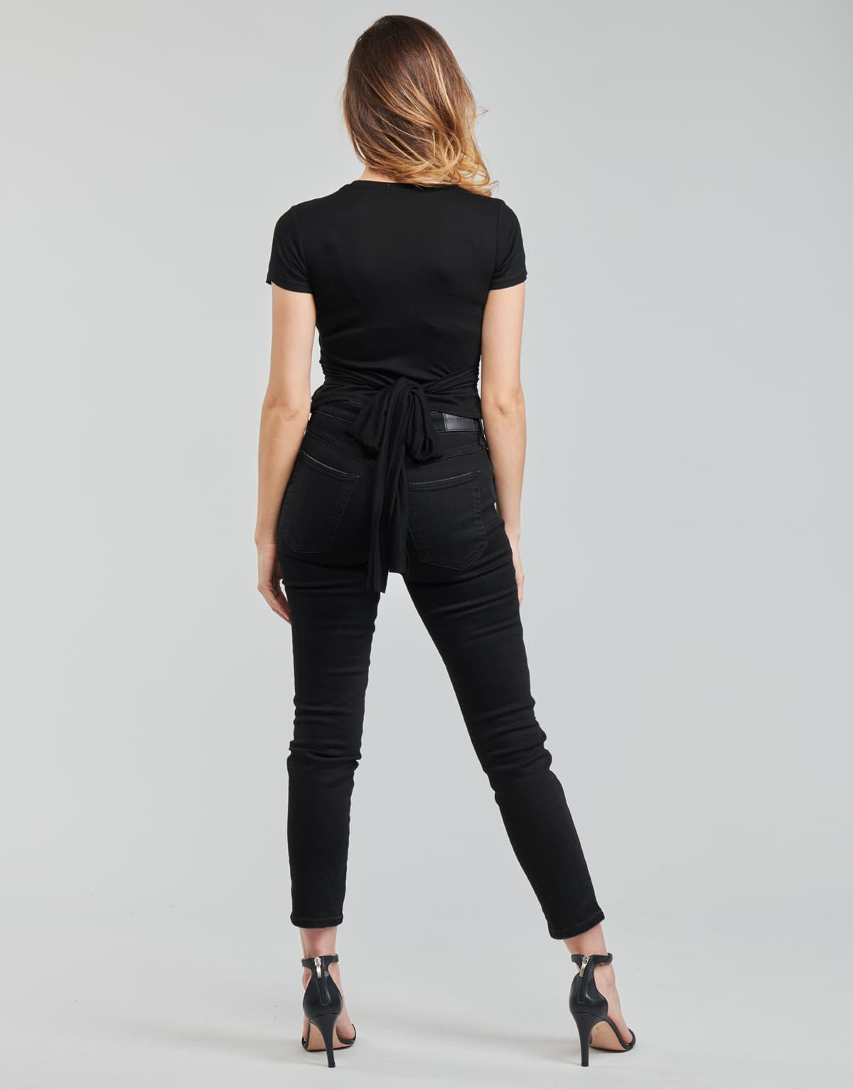 Women's T-Shirts Yurban Black