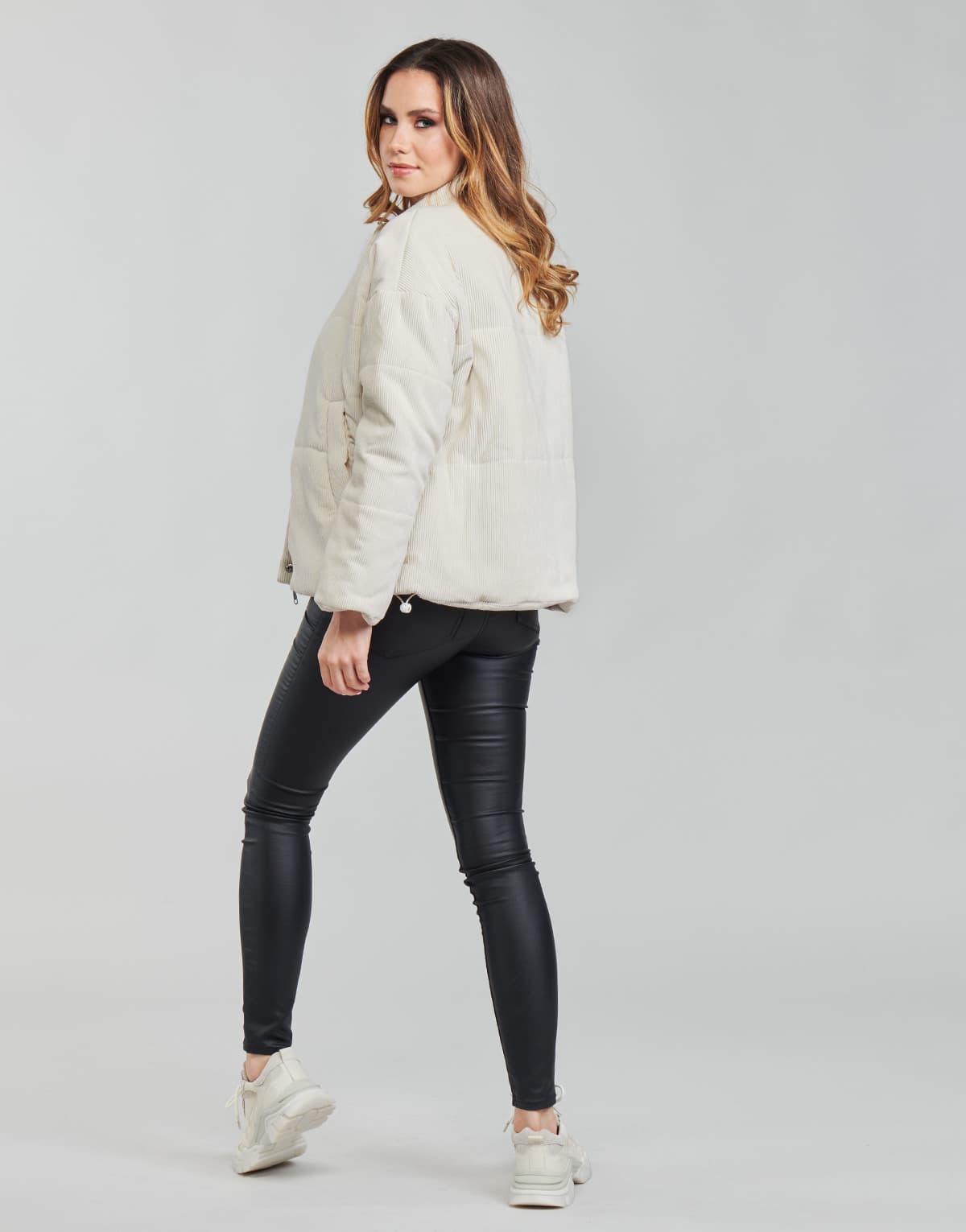 Women's Jackets Yurban White