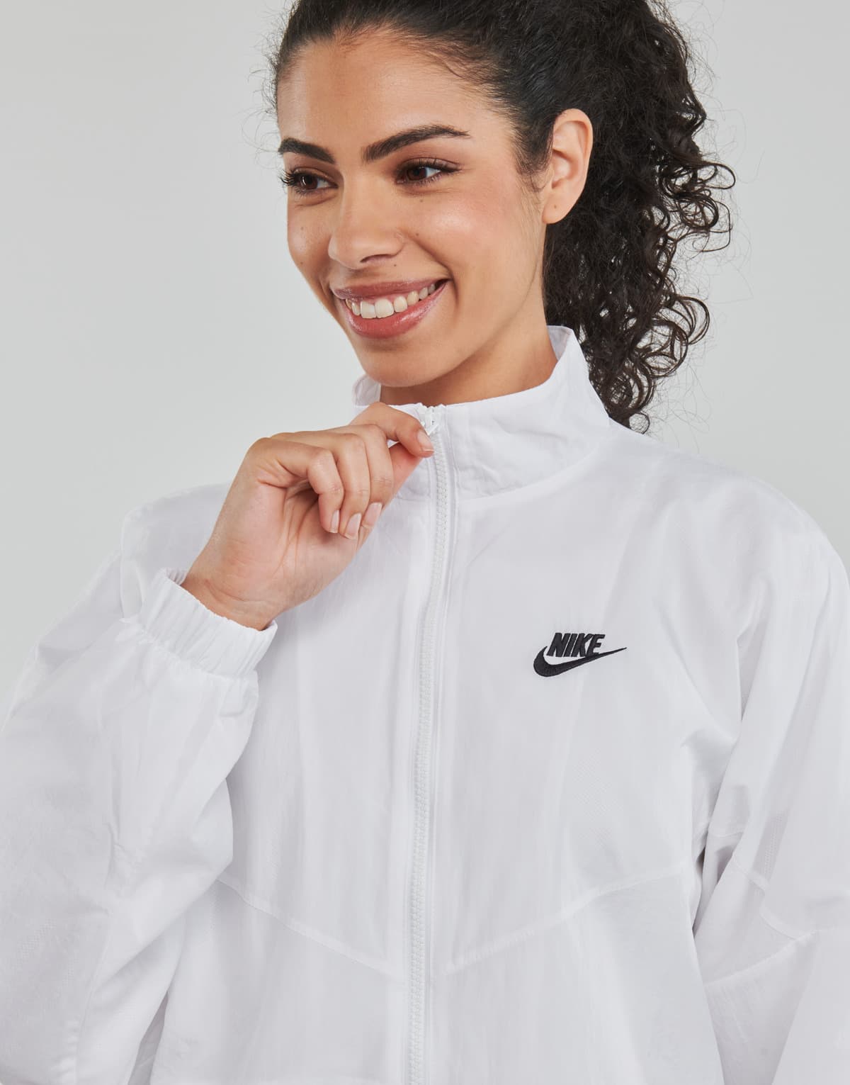 Women's Windbreakers Nike White