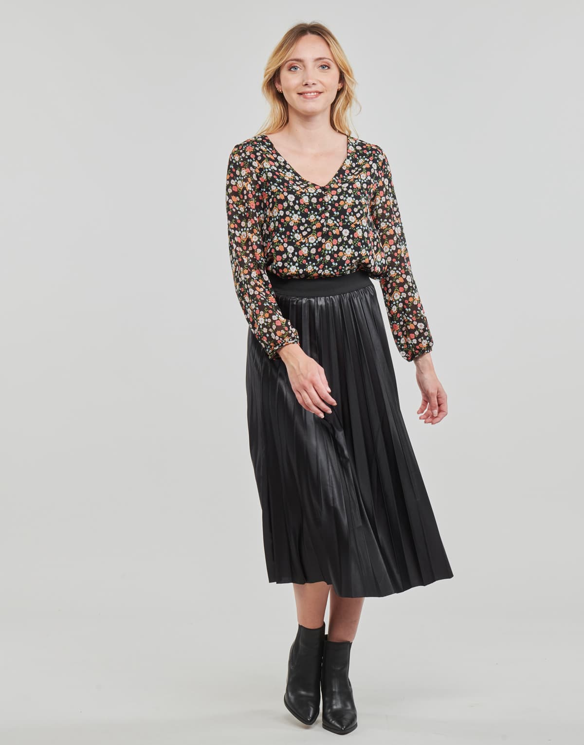 Women's Skirts Vila Black