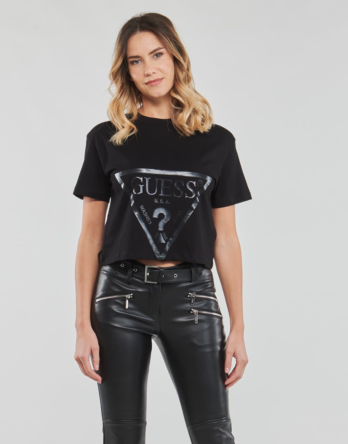 Women's T-Shirts Guess Black