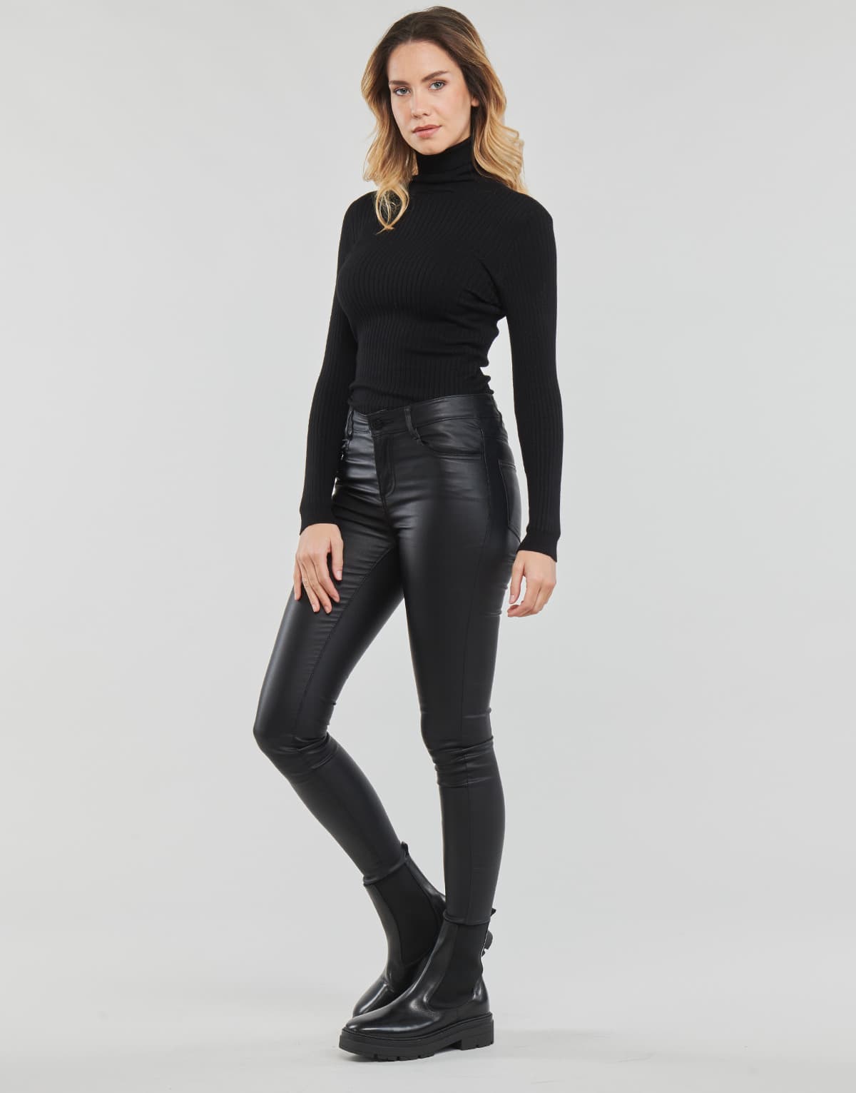 Women's Sweaters Only Black