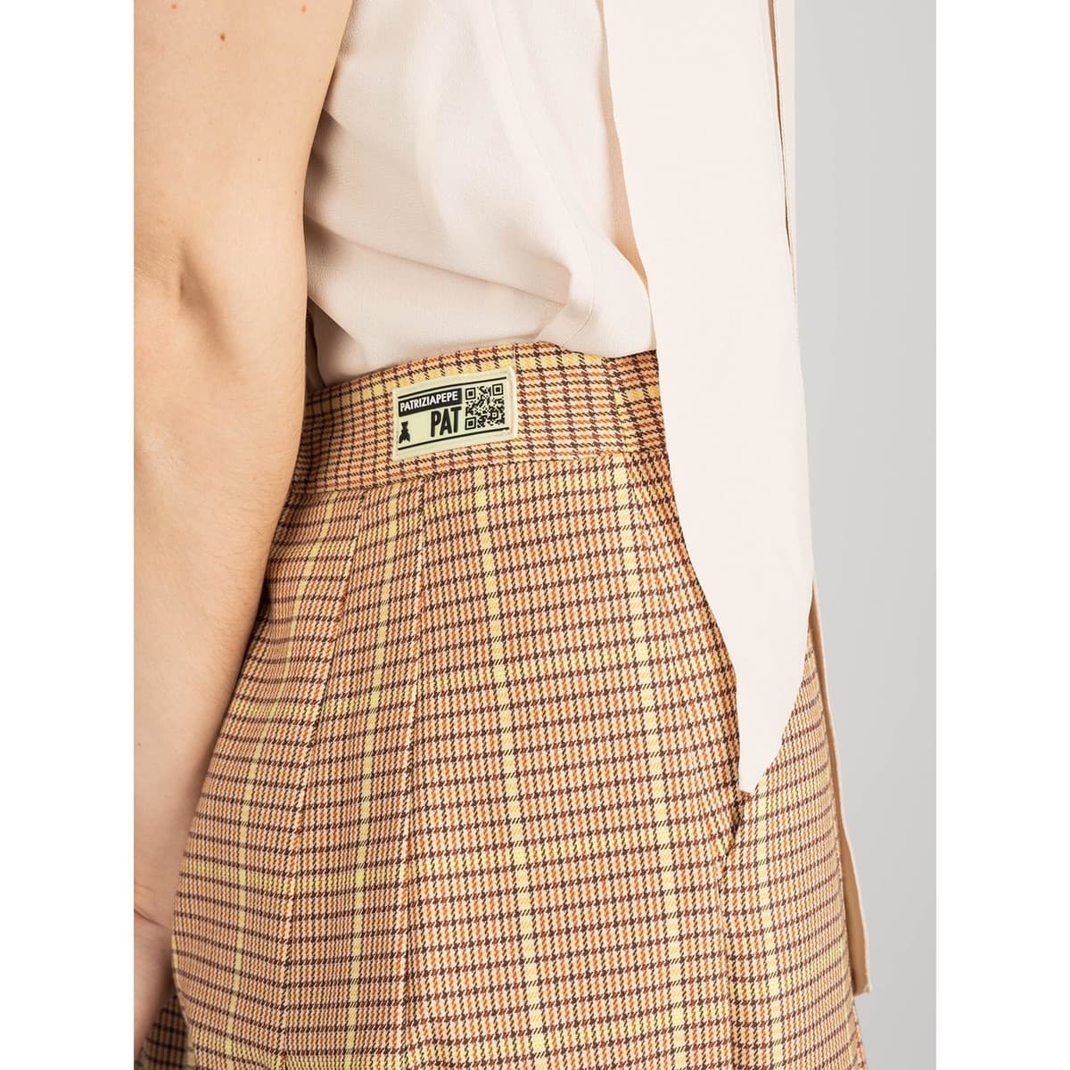 Women's Pants Patrizia Pepe Yellow