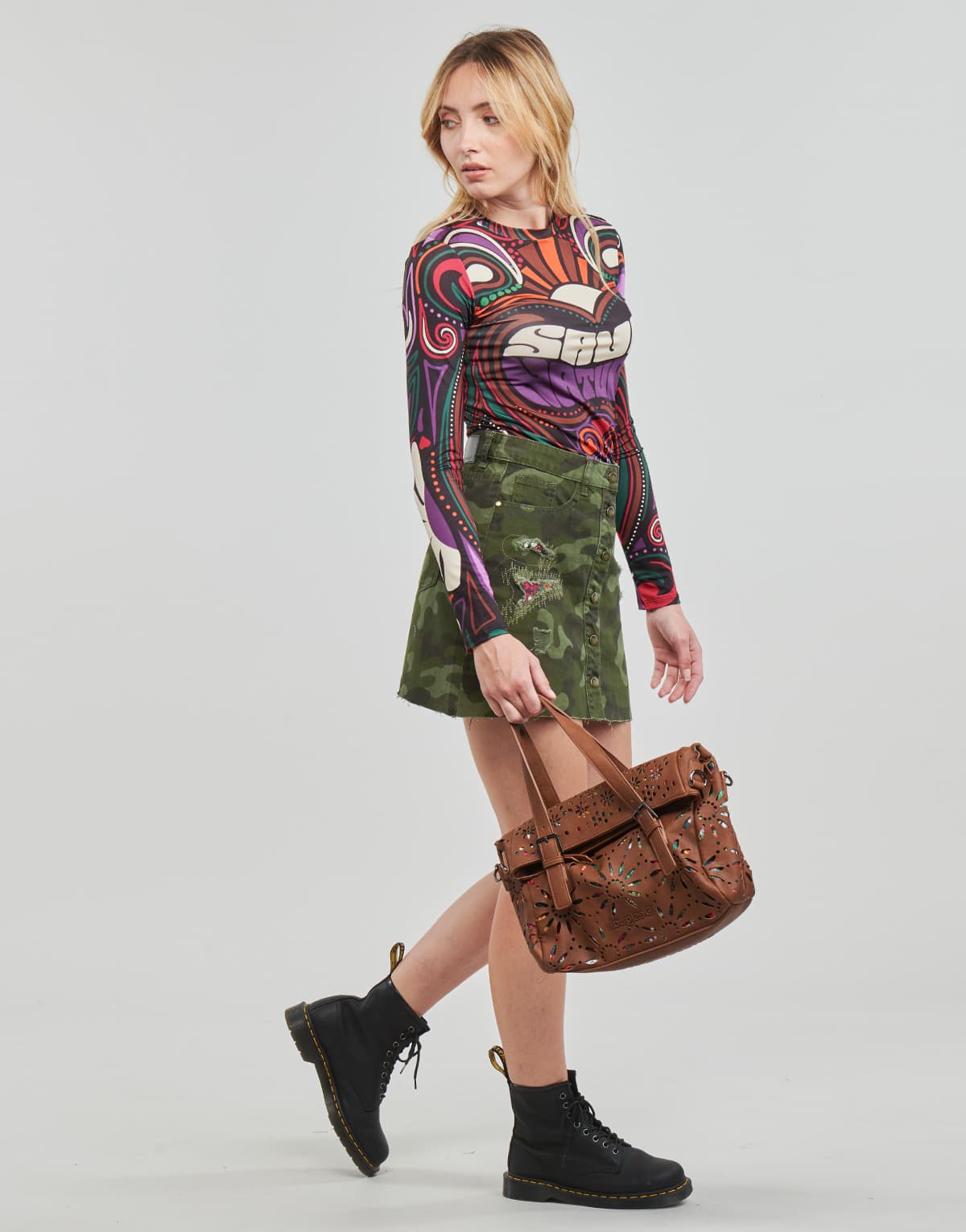 Women's T-Shirts Desigual Black