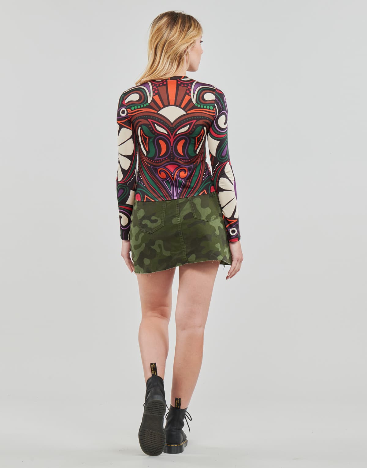 Women's T-Shirts Desigual Black