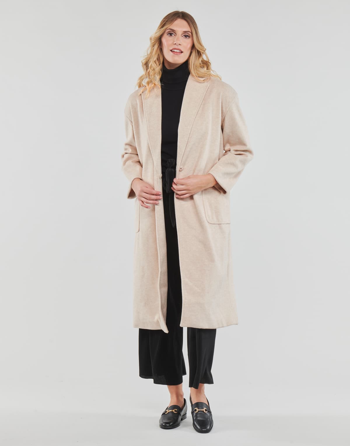 Women's Coats Betty London Beige