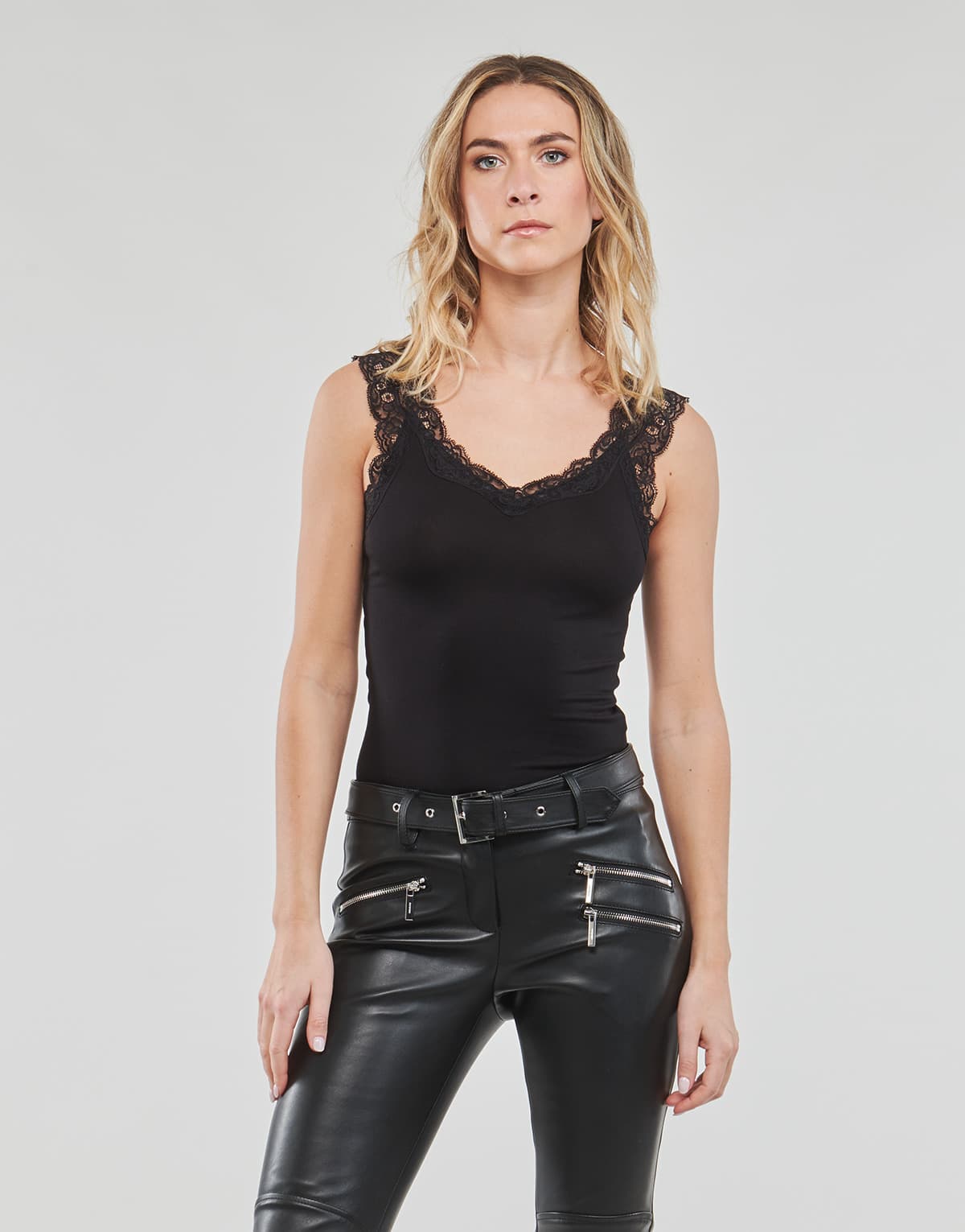 Women's Sleeveless Tops Pieces Black