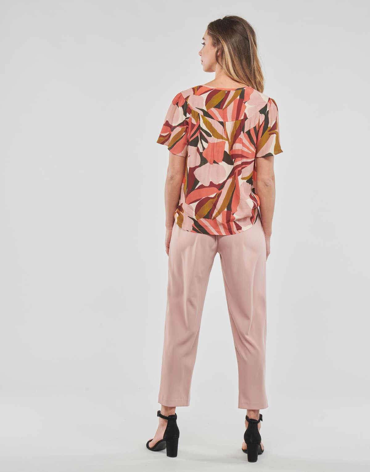 Women's T-Shirts One Step Multicolor