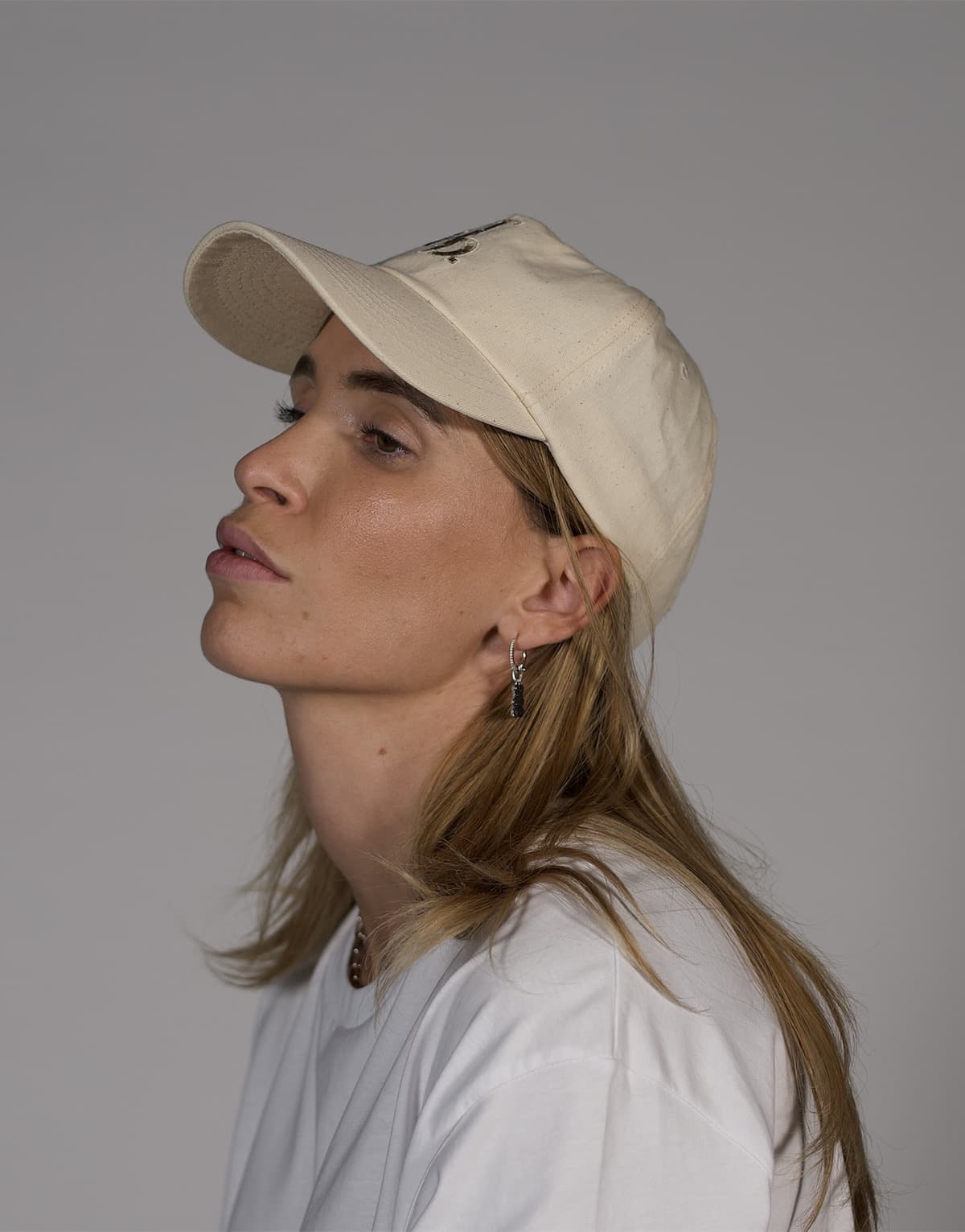 Women's Caps THEAD. Beige