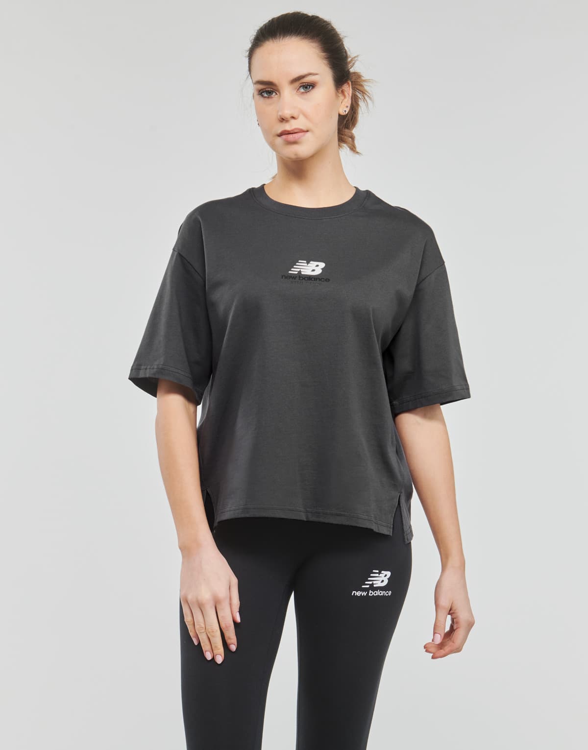 Women's Sports T-Shirts New Balance Black