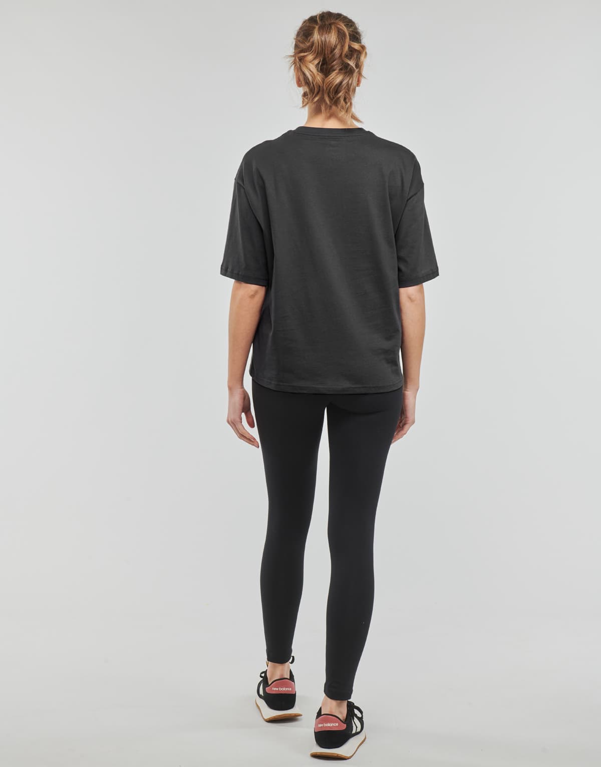 Women's Sports T-Shirts New Balance Black