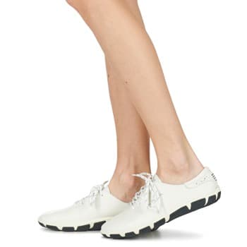 Women's Sneakers TBS White