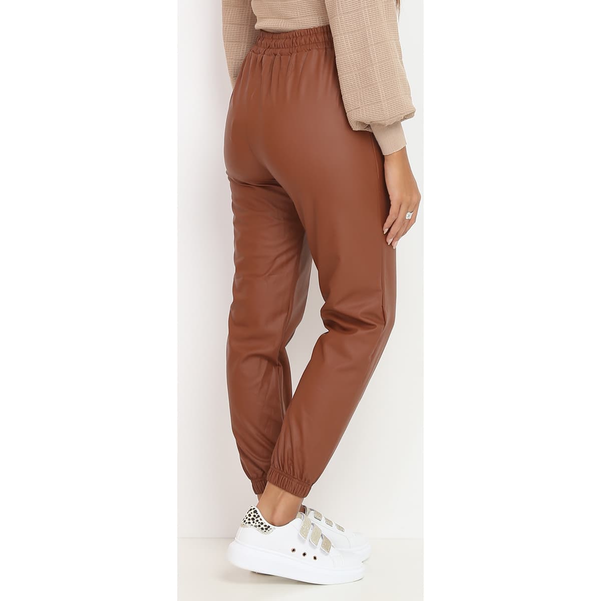 Women's Pants La Modeuse Brown