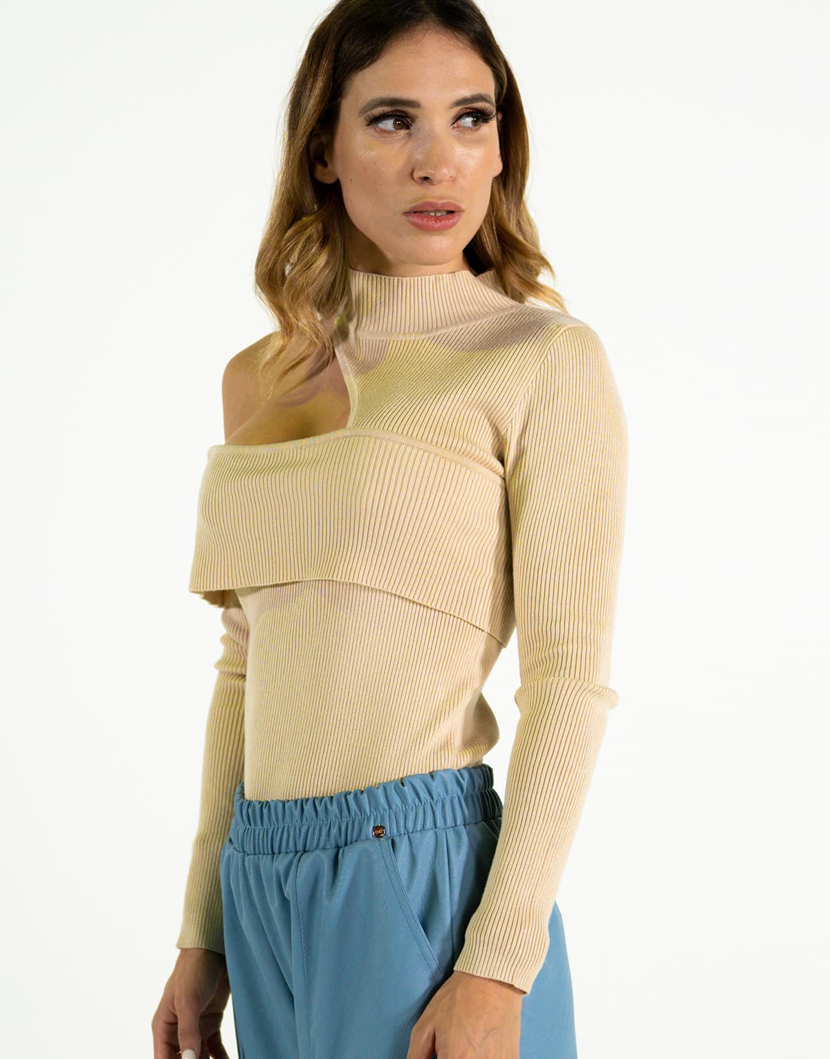 Women's T-Shirts THEAD. Beige