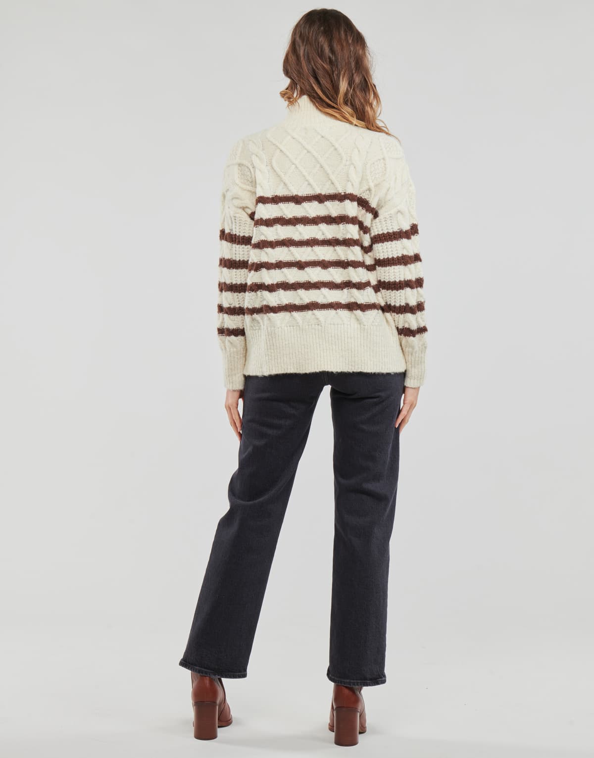 Women's Sweaters Betty London White