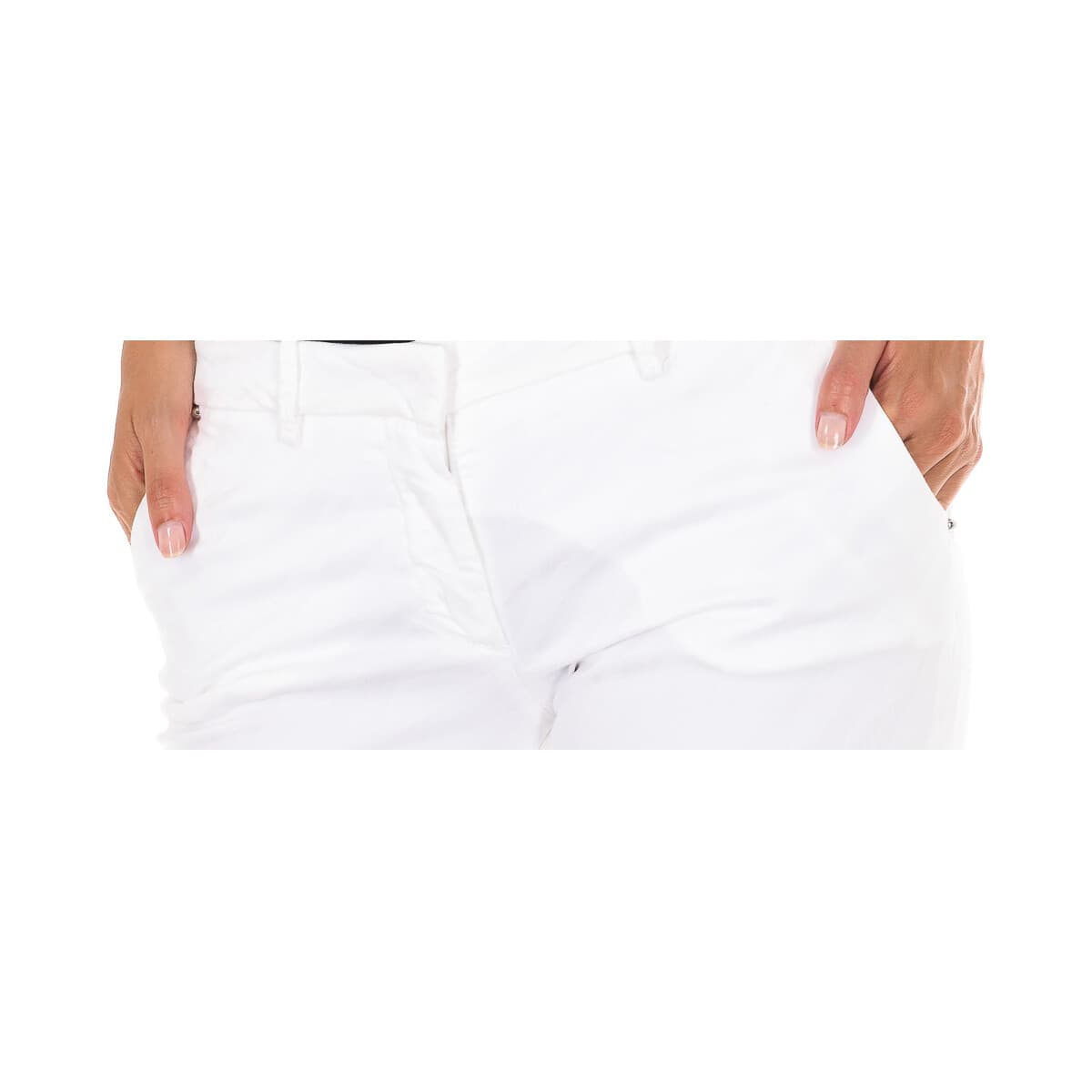 Women's Pants Met White