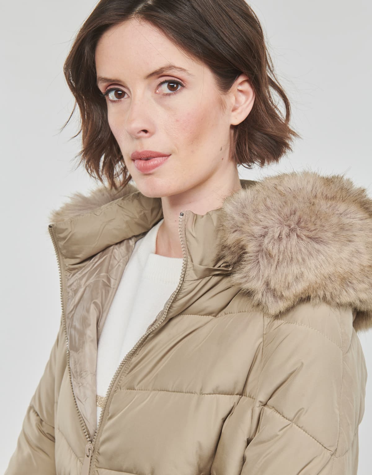Women's Jackets Betty London Beige