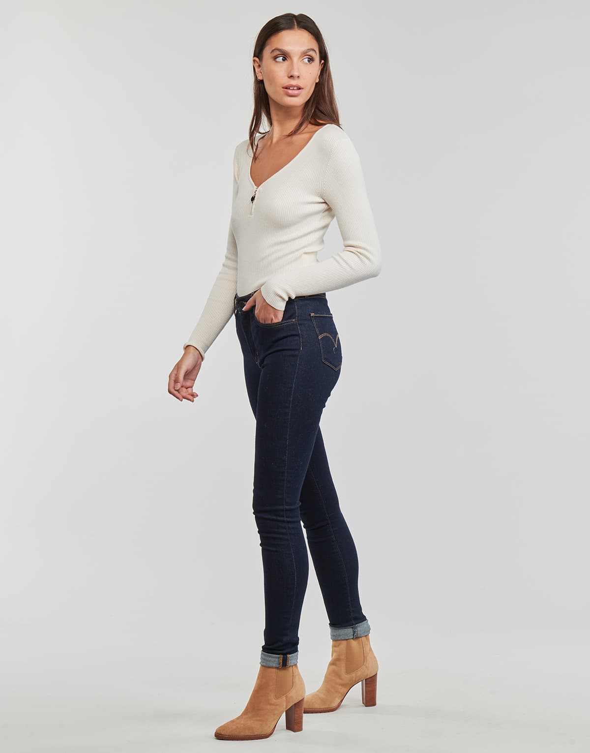 Women's Sweaters Morgan White