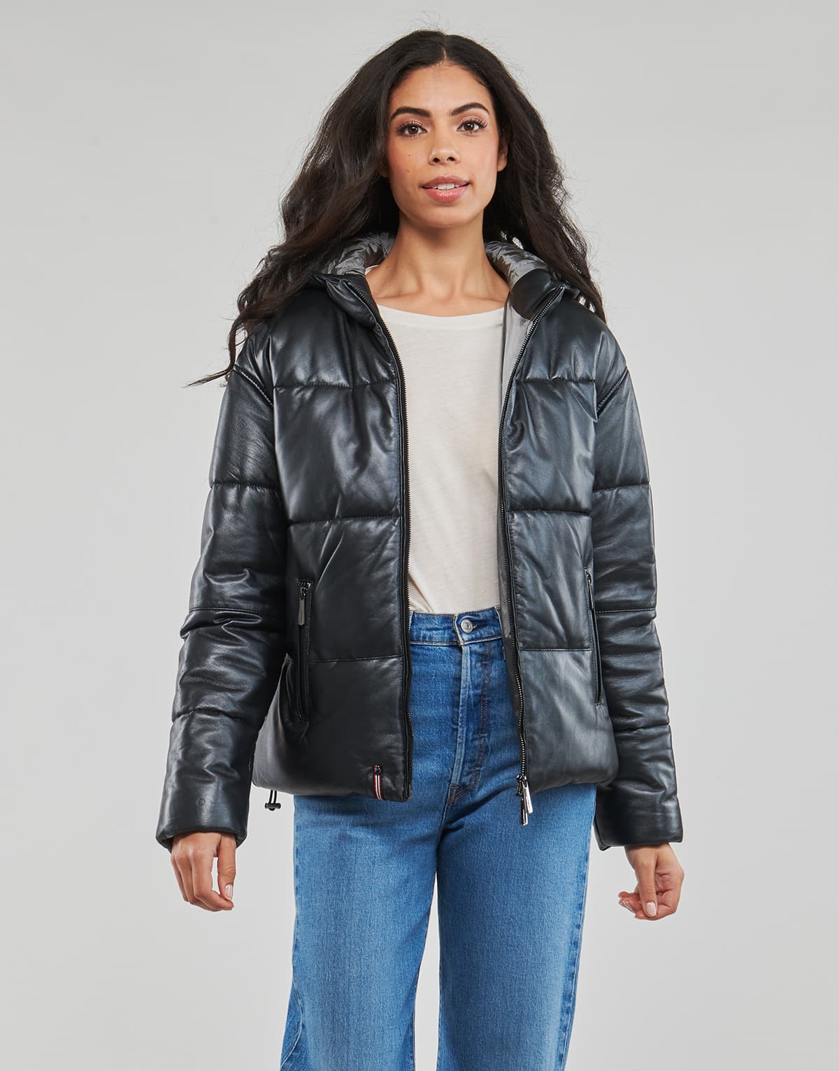 Women's Jackets Oakwood Black