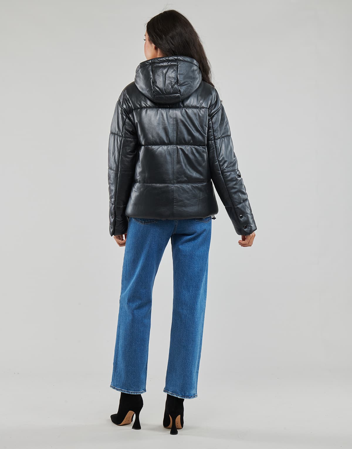 Women's Jackets Oakwood Black