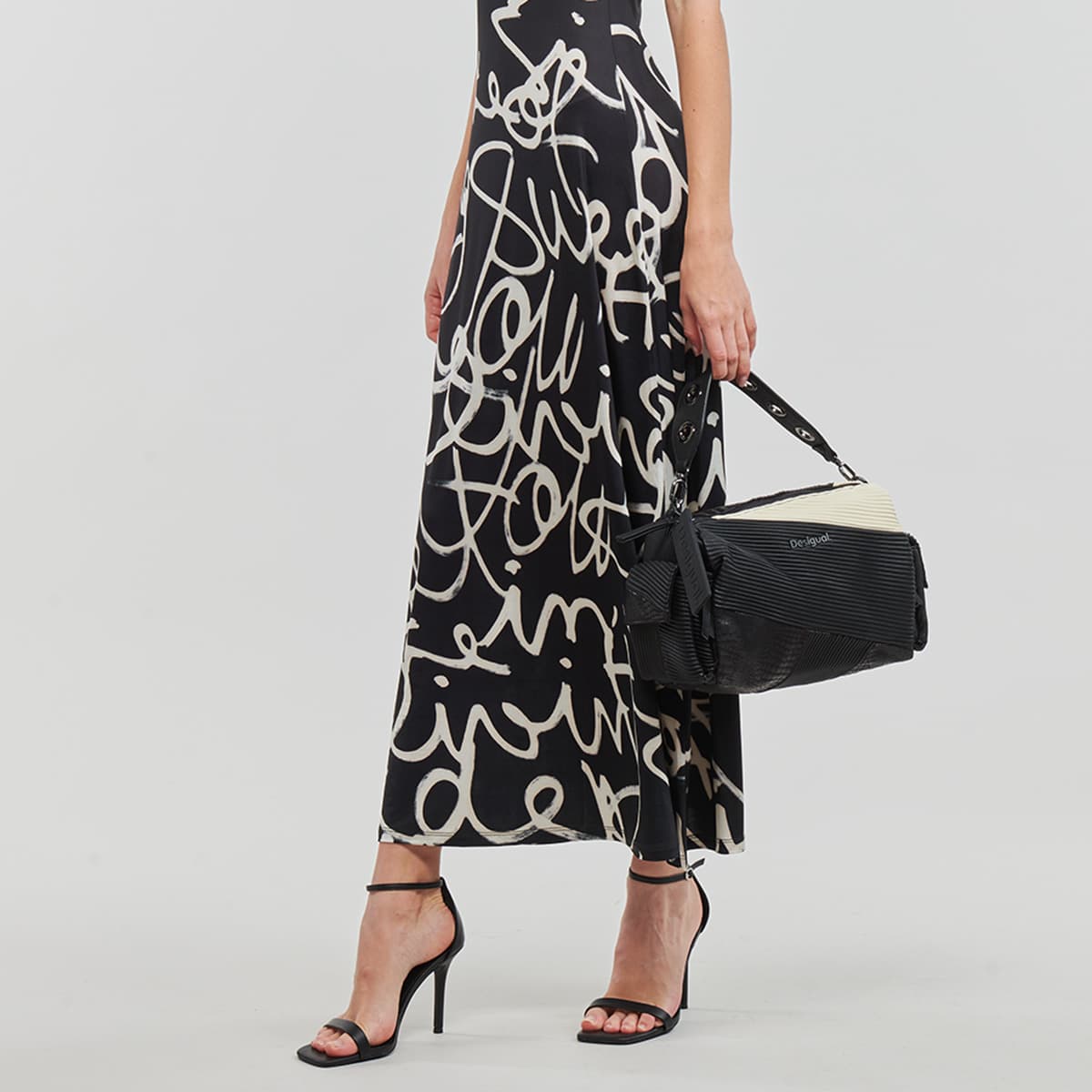 Women's Handbags Desigual Black