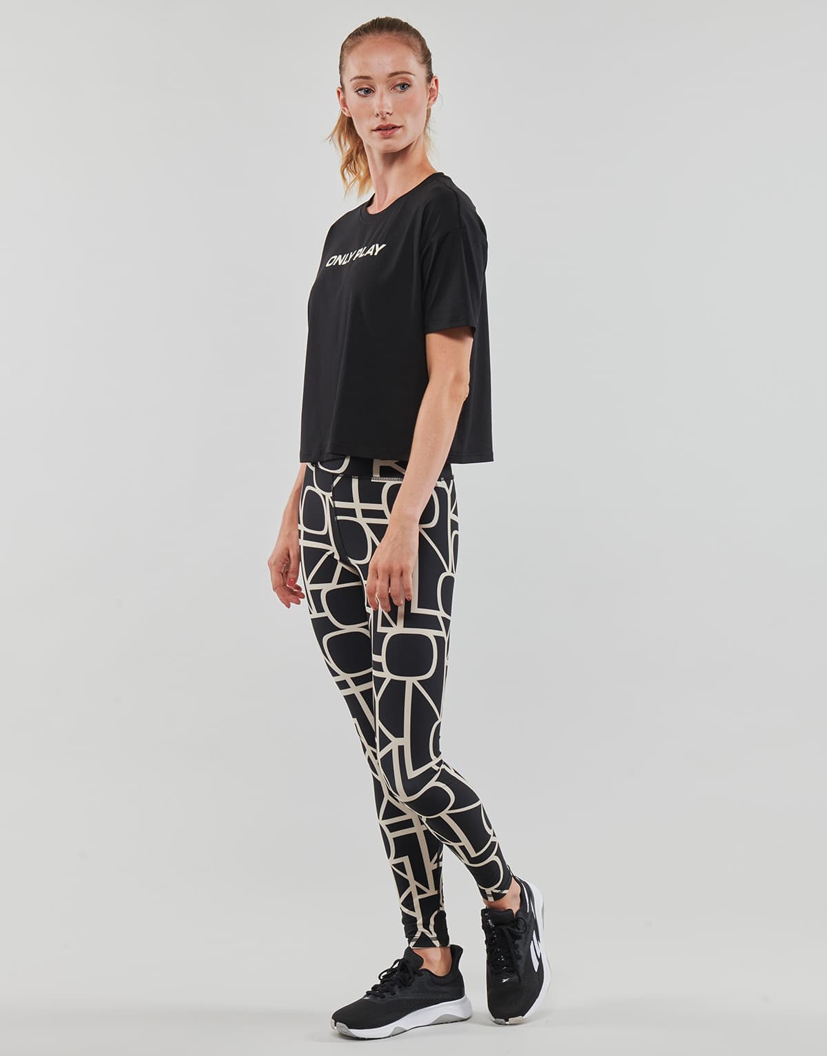 Women's T-Shirts Only Play Black