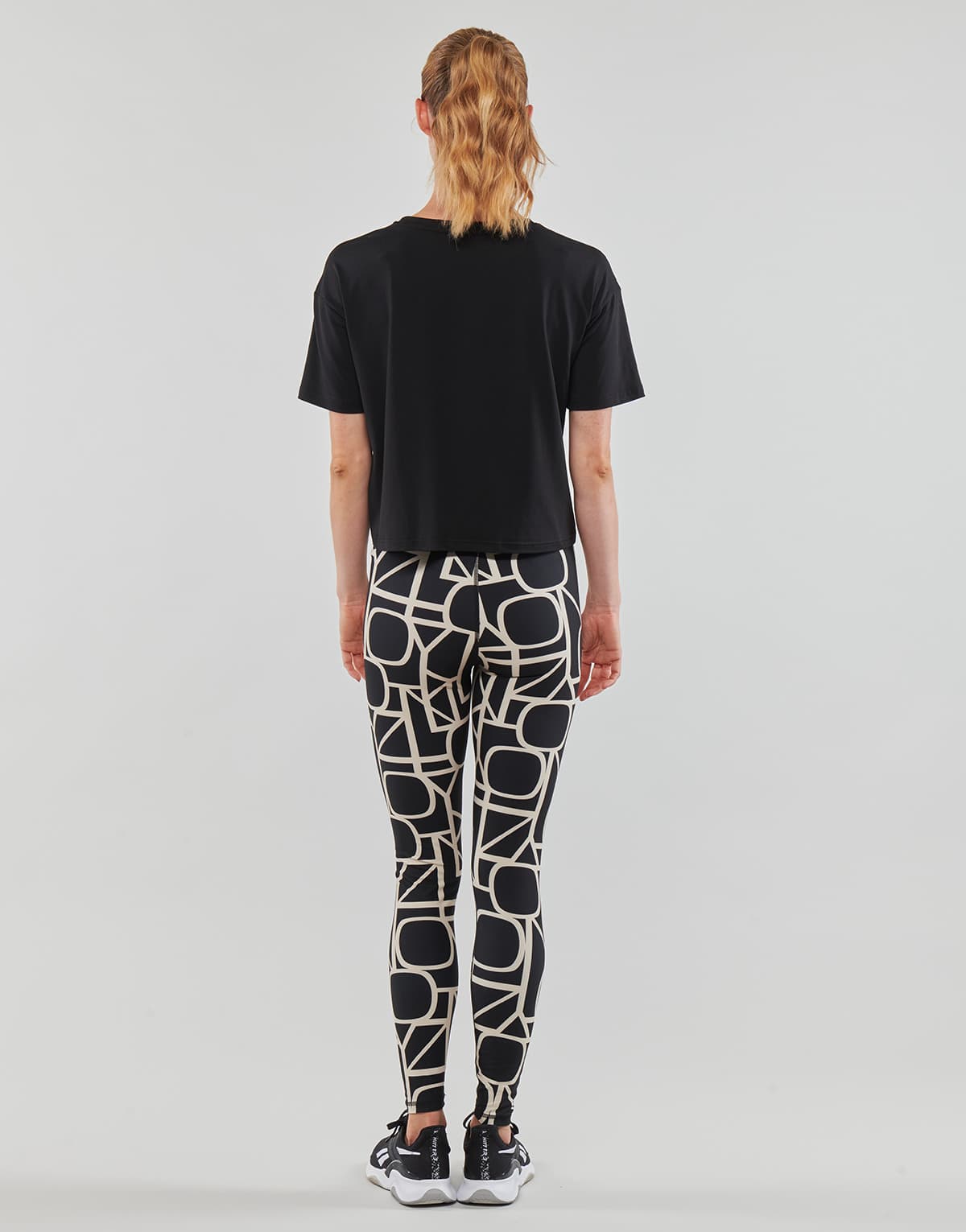 Women's T-Shirts Only Play Black