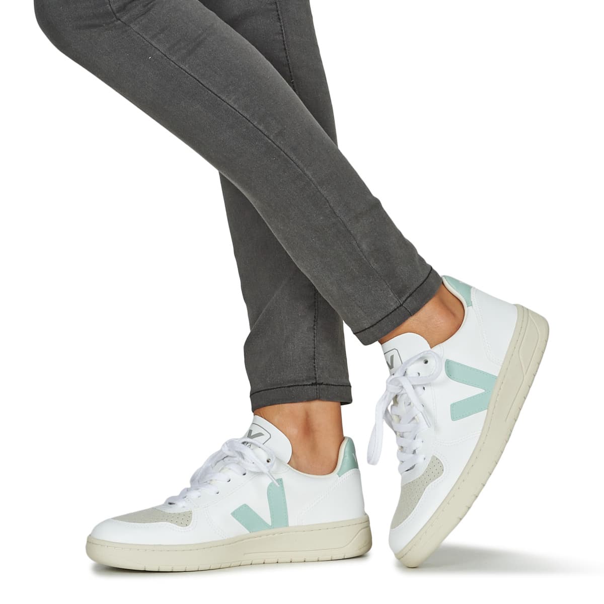 Women's Sneakers Veja White